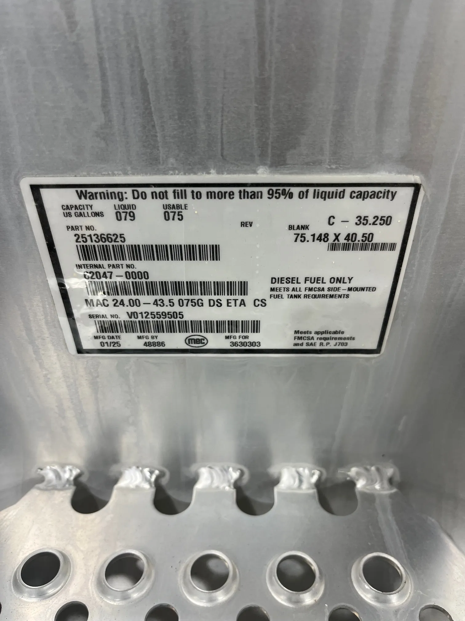 Mack R-RD Aluminum Fuel Tanks - Sold as Pair - Image 2