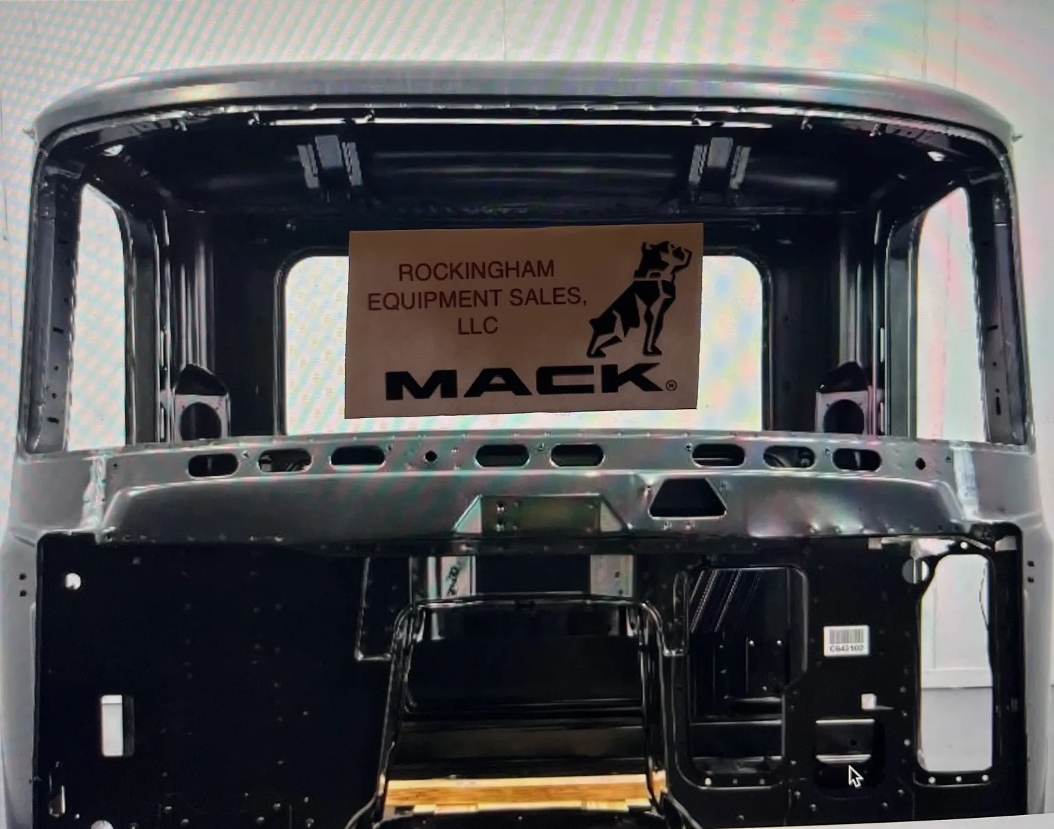 Mack Anthem Complete Day Cab - Image 2