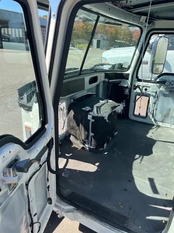 Mack GR Series (Granite) Cab Shell - Image 7