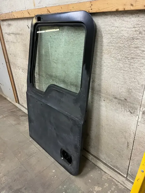 Mack PI/AN/GR Series Door Shell (Left) - Groomed - Image 4