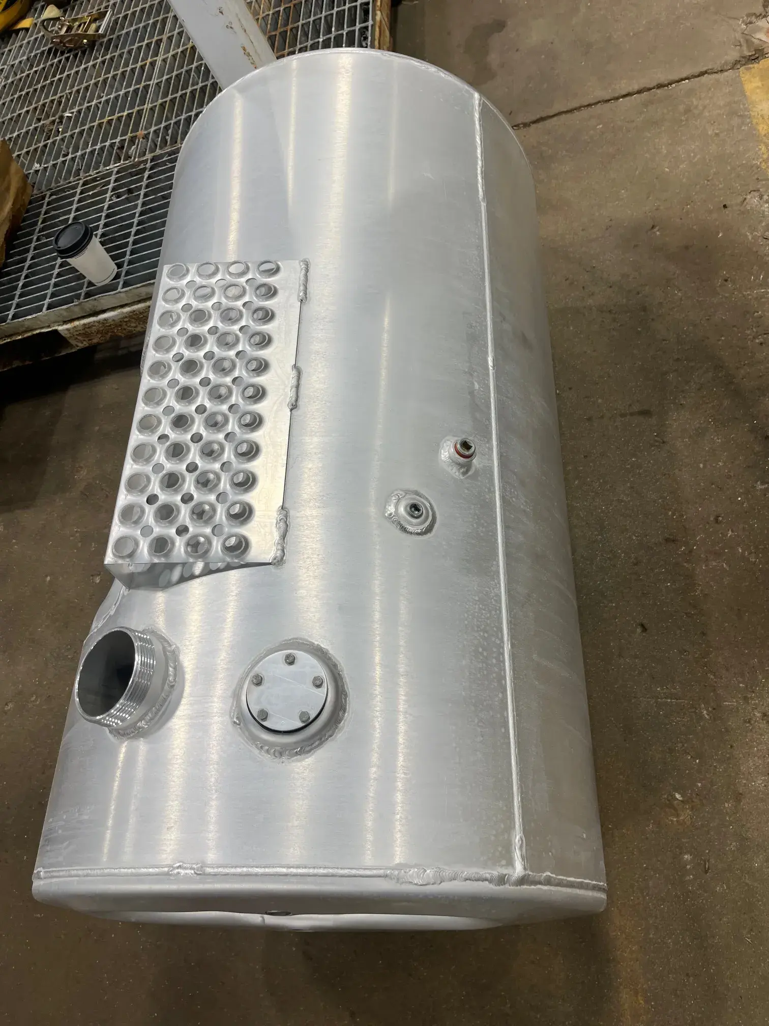 Mack Fuel Tank - Image 1