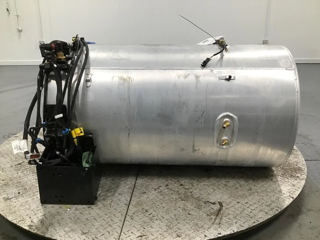 Mack Fuel Tank with DEF Tank - Image 1