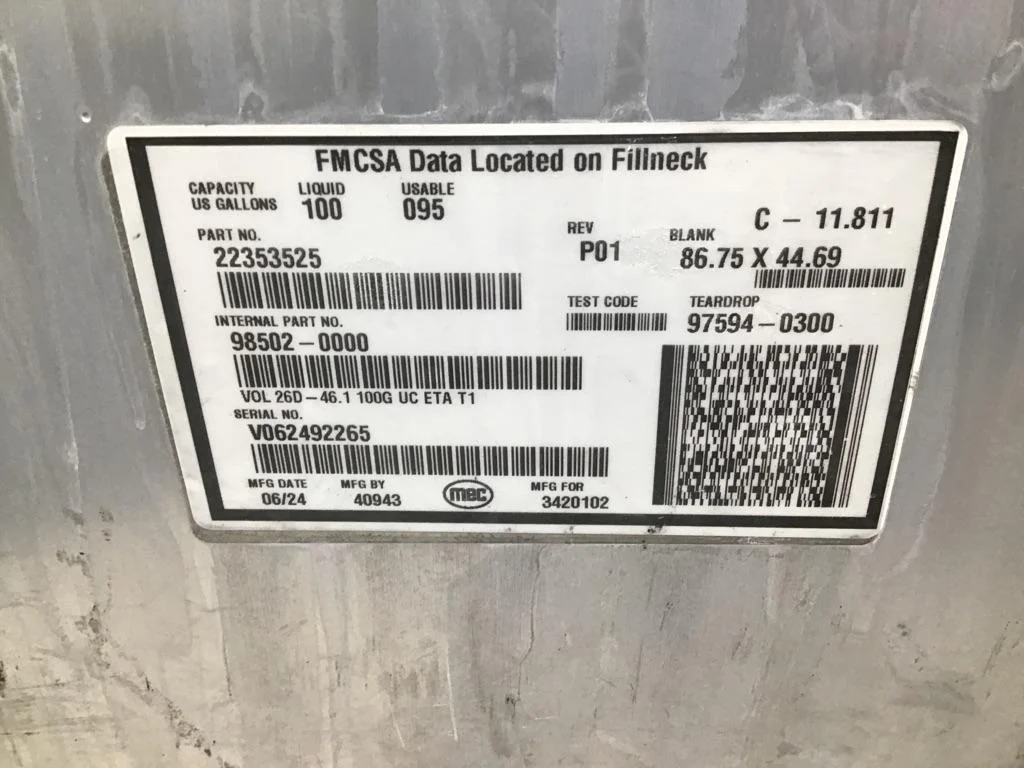 Mack Fuel Tank with DEF Tank - Image 5