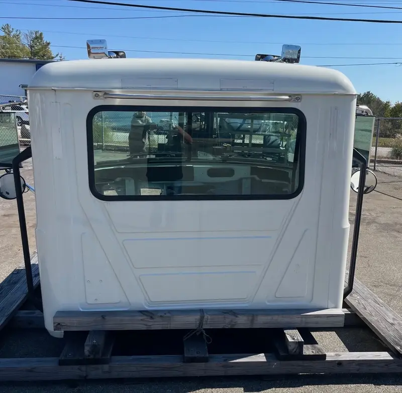 Mack GR/PI Series Cab - Image 5