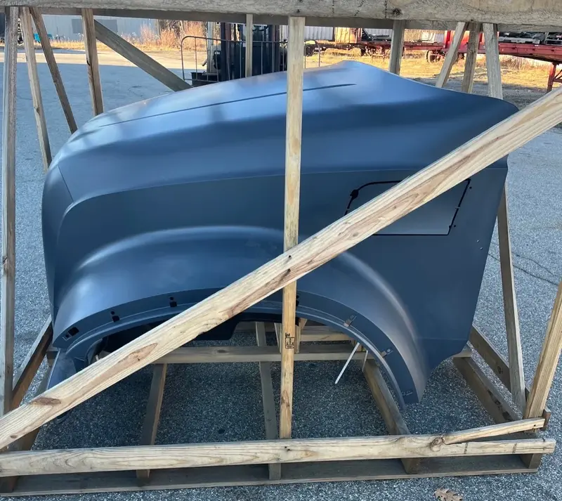 Mack GR(F) Series Hood - OE - Image 3