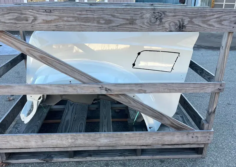 Mack GU/GR Series Hood - Image 4