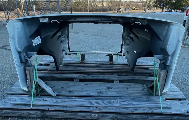 Mack GU/GR Series Hood - Image 6