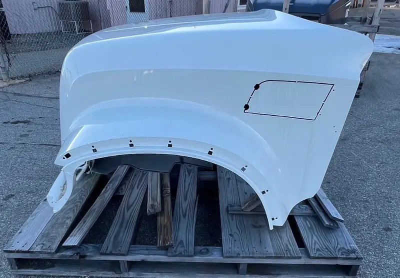 Mack GU/GR Series Hood - Image 7