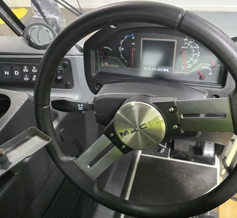 Mack LR Series Complete Cab Assembly - Image 12