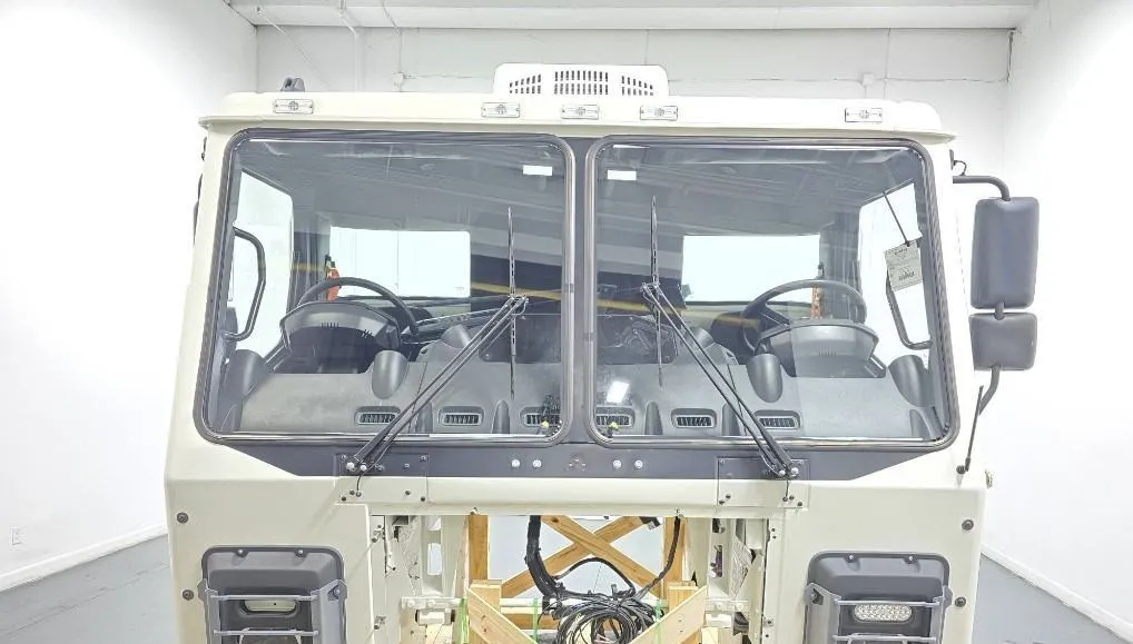 Mack LR Series Complete Cab Assembly - Image 2