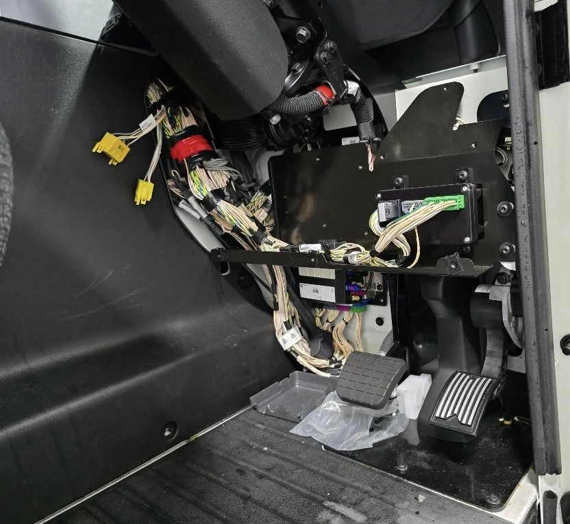 Mack LR Cab Assembly — New Take Off - Image 18