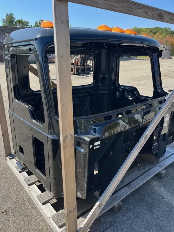 Mack MD Series Cab Shell - Image 5